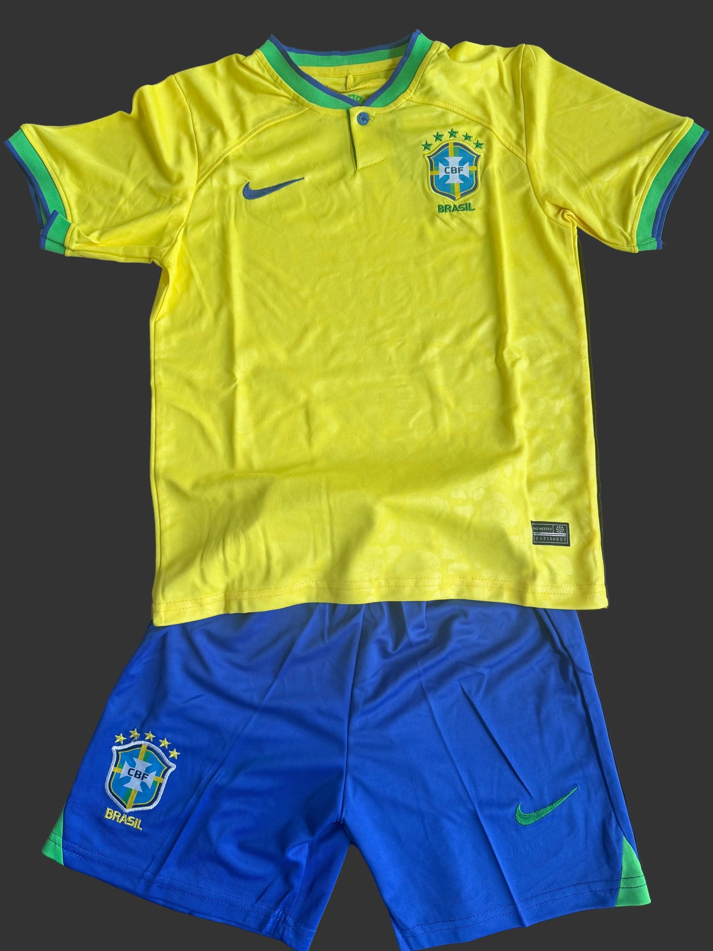 Conjunto Infantil - Camiseta Brasil + Shorts